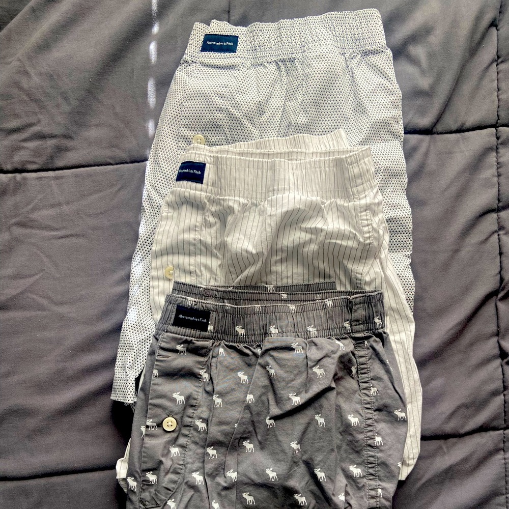 Abercrombie boxers set of 3 Medium